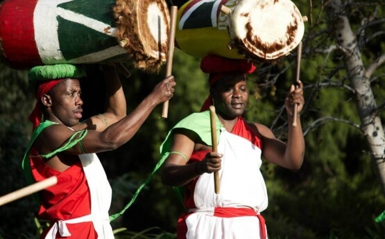 African Drummers and Dancers – SA
