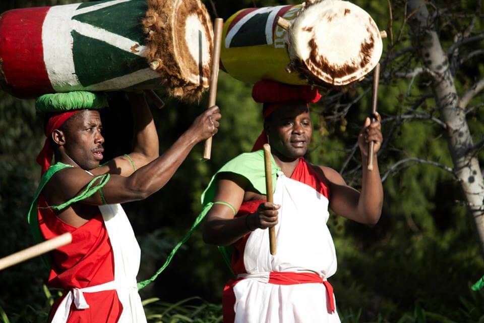 African Drummers and Dancers – SA