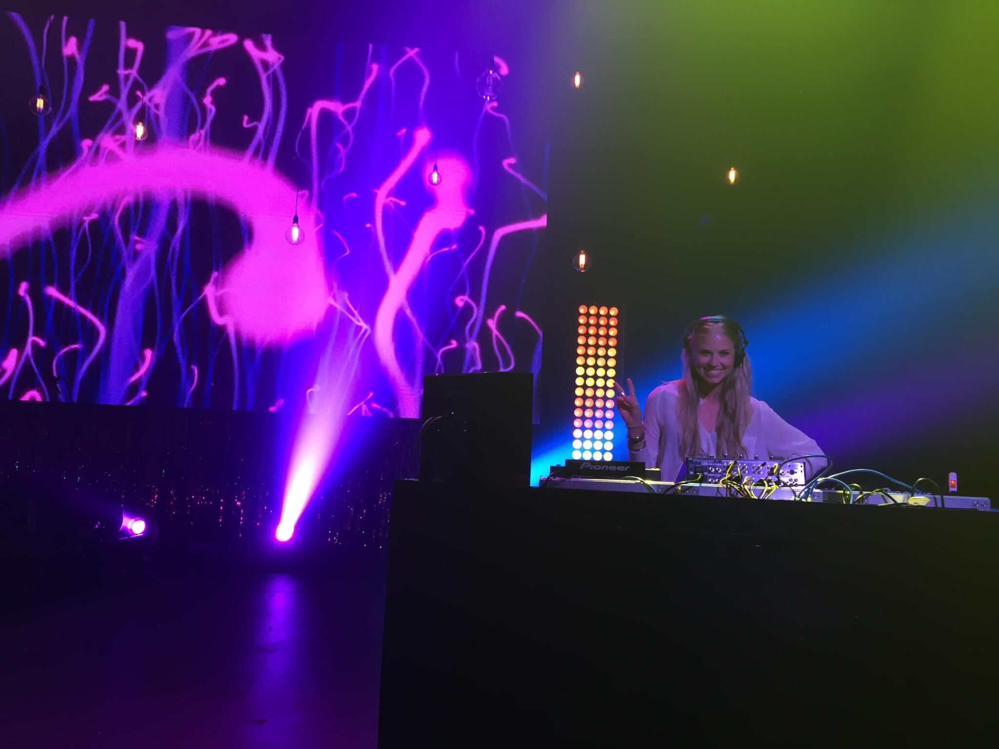 DJ Hannah Gibbs | Sydney Event DJ