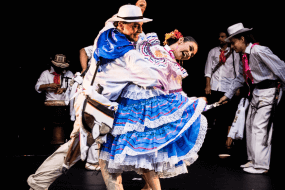 Colombian dancers