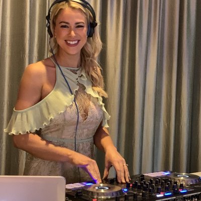 DJ Emma | Melbourne DJ for Corporate Events