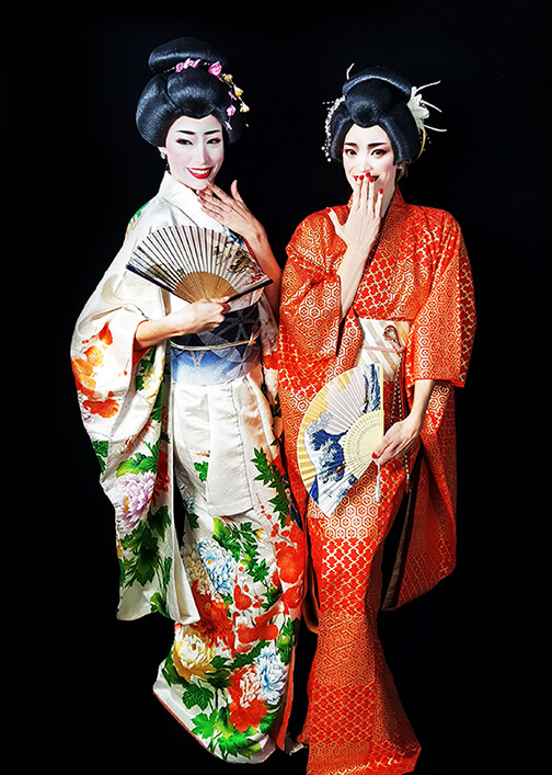 Japanese Geisha Girls On Stilts